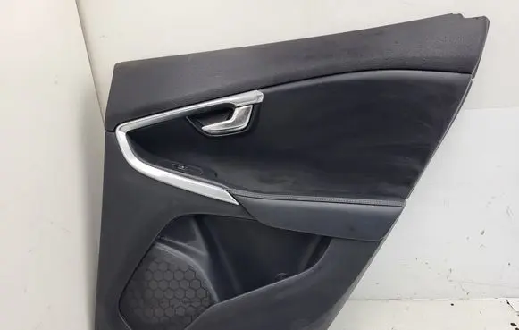 Volvo V40 Rear door card panel trim 1319941