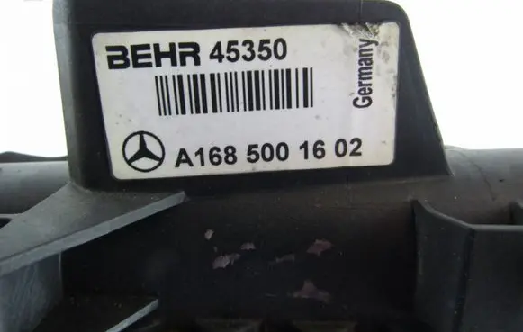 Mercedes-Benz A W168 Coolant radiator A1685001602