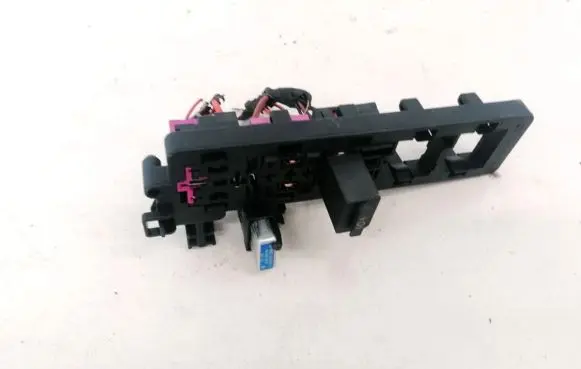 Volkswagen PASSAT B6 Fuse box set 1K1937503