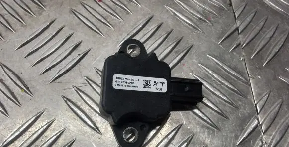 Tesla Model S Airbag deployment crash/impact sensor 100527500A