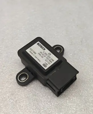 BMW 5 E39 ESP acceleration yaw rate sensor 6753694 0021966