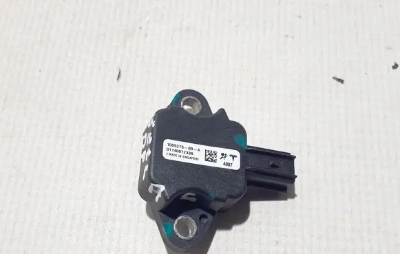 Tesla Model S Airbag deployment crash/impact sensor 1005275