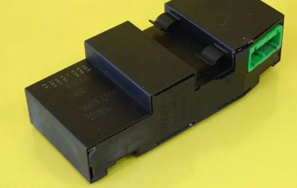 Volvo V70 Other control units/modules P8691998 T36140431