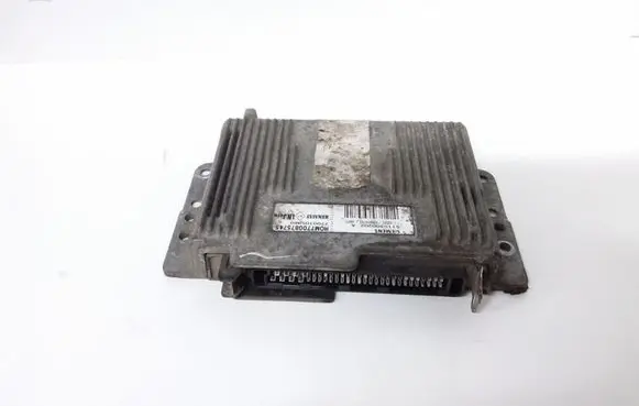 Renault Scenic I Engine control unit/module 7700105980 S115300202A