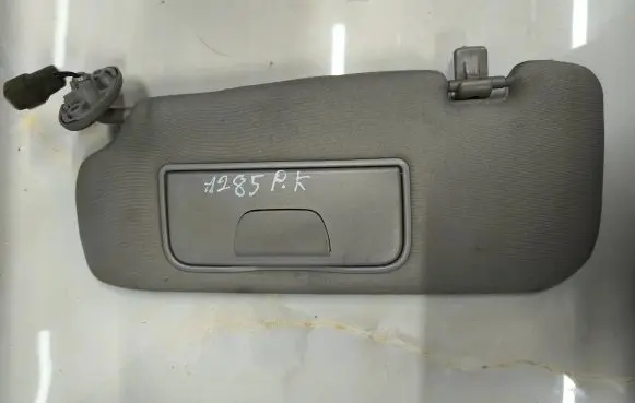 Chevrolet Captiva Sun visor