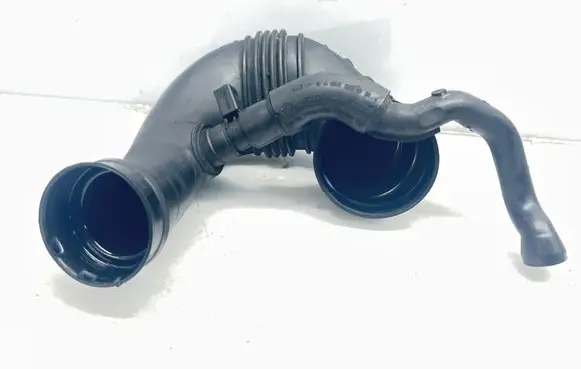Mercedes-Benz CLC CL203 Air intake duct part A6460941297