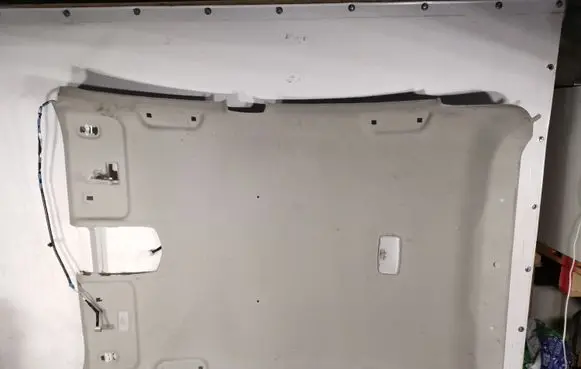 Toyota Prius (XW30) Headlining 6331047080