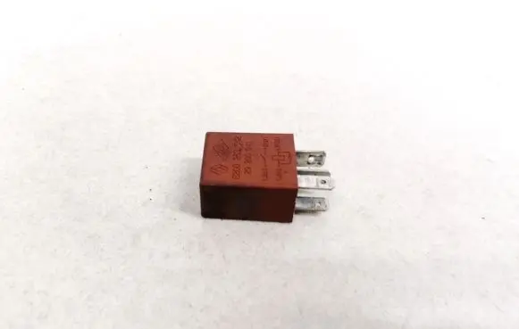 Renault Espace - Grand espace IV Other relay 8200263342