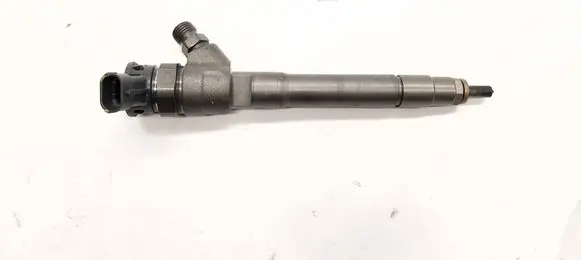 Fuel injector