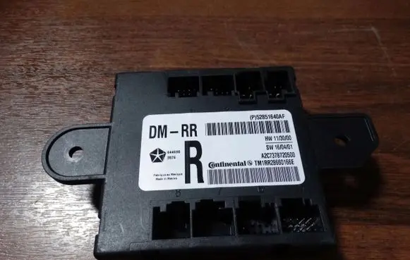 Maserati Levante Door control unit/module 52851640AF