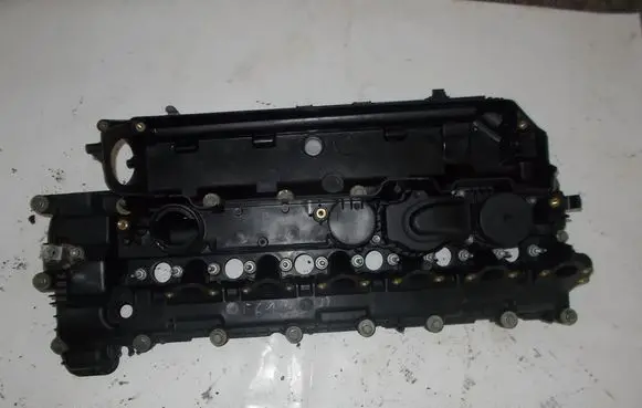 BMW 5 E60 E61 Rocker cam cover 