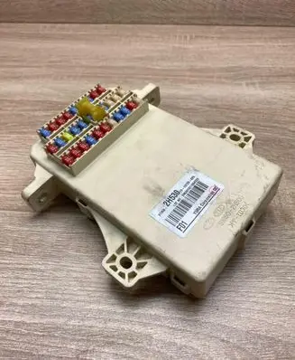 KIA Ceed Fuse module 919502H500