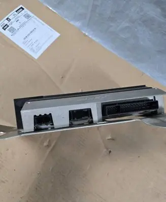 Audi A8 S8 D3 4E Sound amplifier 4E0910223Q 014003