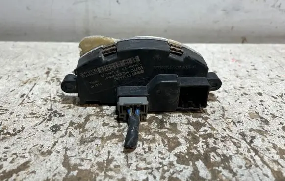 Dodge Challenger Heater blower motor/fan resistor CV378002 5HL01126607 030963715