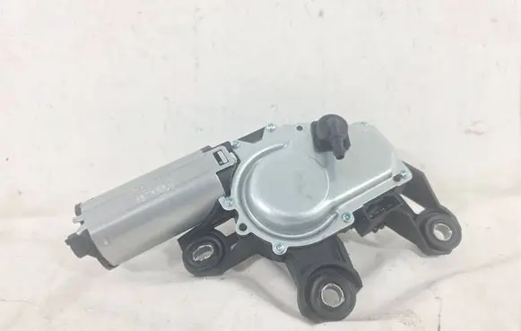 Audi A4 S4 B7 8E 8H Rear window wiper motor