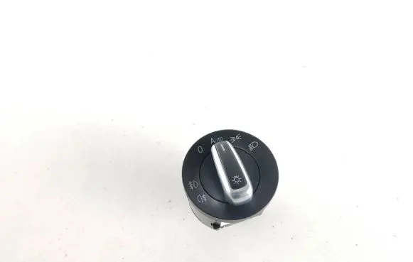 Light switch