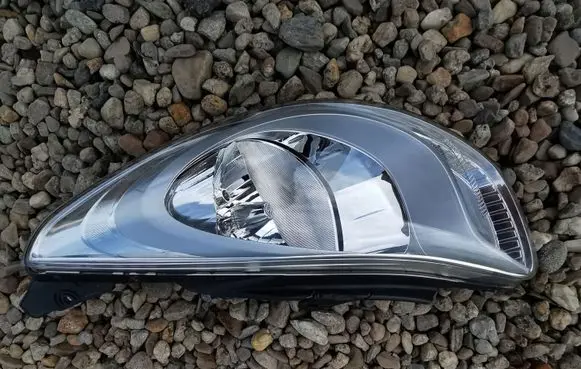 Hyundai i10 Headlight/headlamp 921010X1