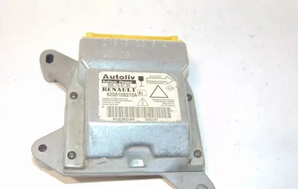 Renault Laguna II Airbag control unit/module 8200108370 8200108370A