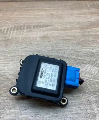 Audi A6 S6 C5 4B Air flap motor/actuator 4B1820511C 0132801129 WithPlug