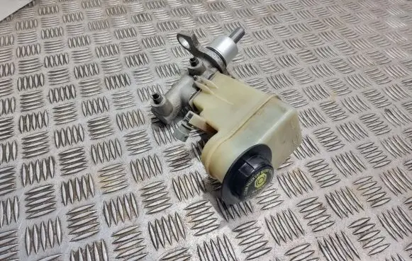 Opel Vectra C Master brake cylinder 320670693
