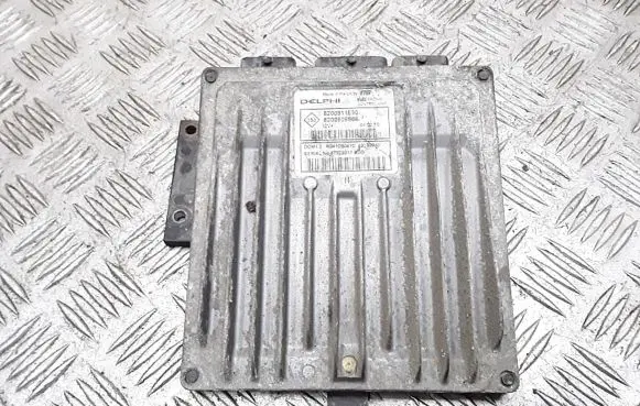 Nissan NV200 Engine control unit/module 8200909666 8200911560