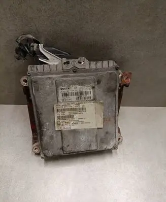 Iveco Daily 4th gen Engine control unit/module 0281001537 000001011 500332361