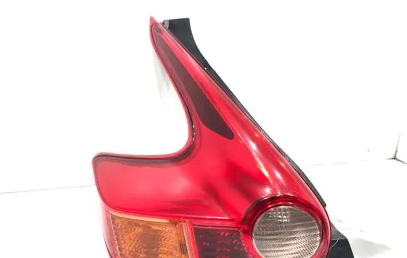 Nissan Juke I F15 Rear/tail lights