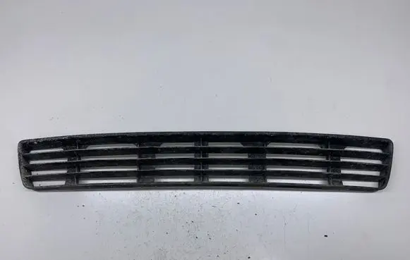 Audi A4 S4 B5 8D Front bumper lower grill 8D0807683