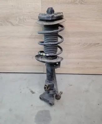 Mercedes-Benz E A207 Front shock absorber/damper A2073204138