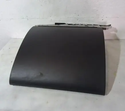 Volkswagen Phaeton Glove box