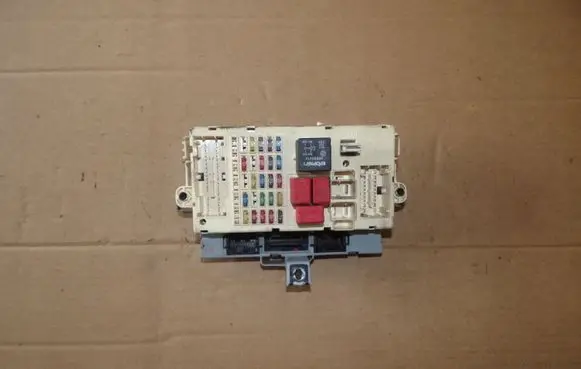 Fiat Stilo Fuse module 46797600