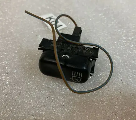 Mercedes-Benz E W210 Headlight washer switch A2108202210