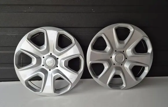 Ford Transit Courier R15 wheel hub/cap/trim 8V21-1130-HA FDT3321011
