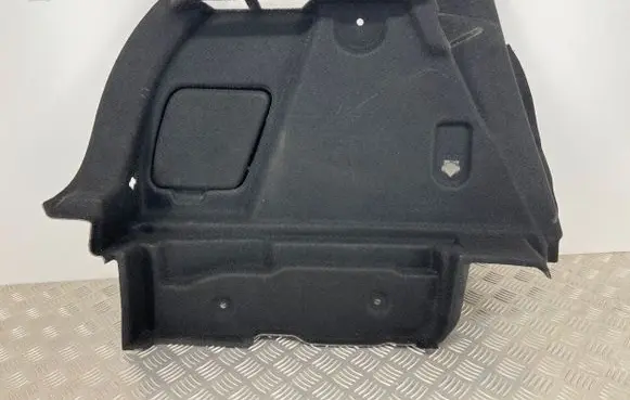 Trunk/boot lower side trim panel