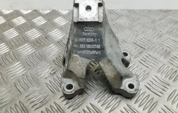 Audi A4 S4 B6 8E 8H Engine mounting bracket 8E0199307AB