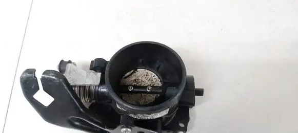 Ford Focus Throttle valve xs4u9e927a xs4u-9e927-a