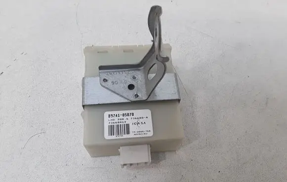 Toyota Avensis T250 Door control unit/module