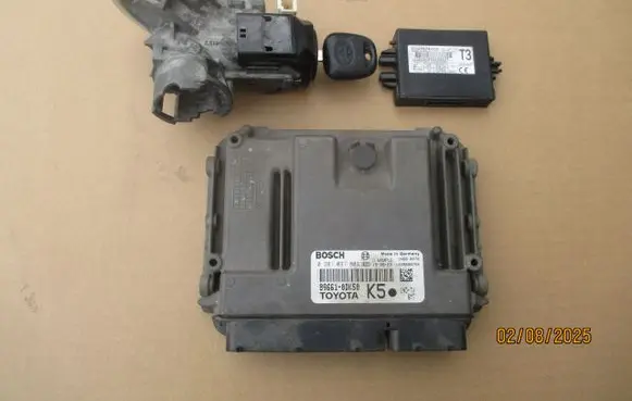 Toyota Yaris Engine ECU kit and lock set 896610DK50K5