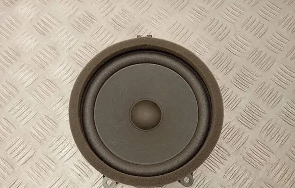 Volvo XC60 Front door speaker 31456822