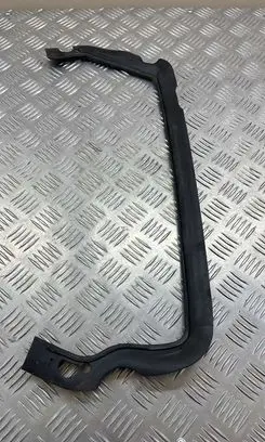 BMW X3 E83 Engine compartment rubber 8370409