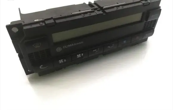 Volkswagen PASSAT B5.5 Climate control unit