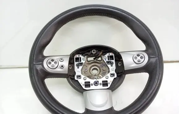 Mini One - Cooper Clubman R55 Steering wheel 6782596 6782595