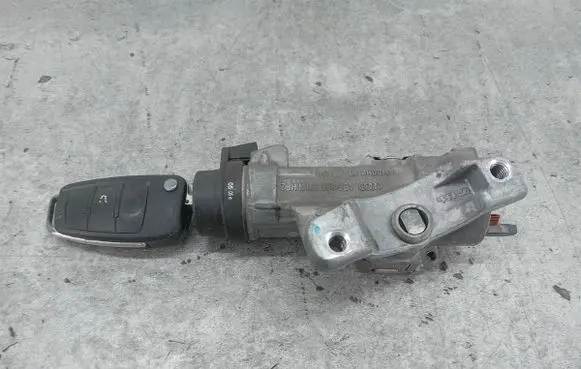 Audi A4 S4 B7 8E 8H Ignition lock 4B0905851N