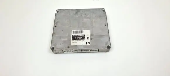 Toyota Corolla Verso AR10 Engine control unit/module 1758007614 896610F090 MB1758007614
