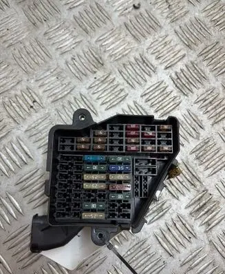 Audi A6 S6 C6 4F Fuse box set 8D1941824 052062 0515522788