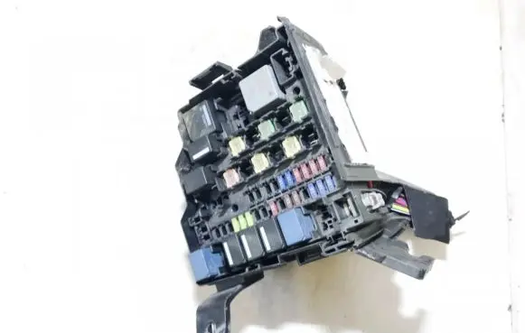 Ford Fiesta Fuse box set 8V5114B144BA