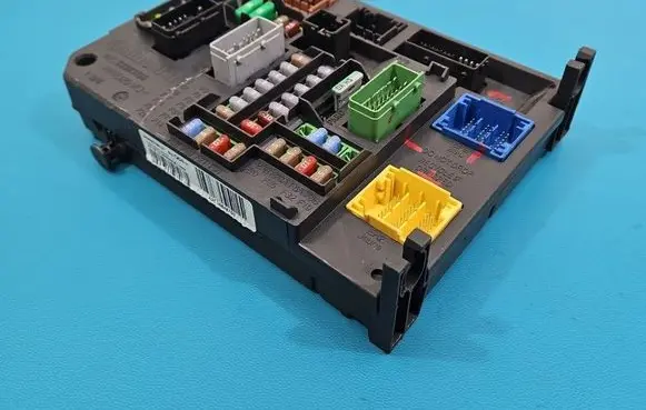 DS Automobiles 4 Central body control module 9806687980 IMPRK1560816