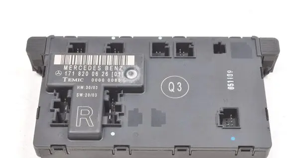 Mercedes-Benz SLK R171 Door control unit/module 1718200626