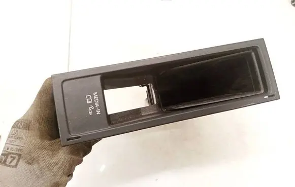 Volkswagen Golf VI Glove box 5N0035341C
