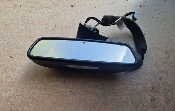 Mercedes-Benz E C207 W207 Rear view mirror (interior) 025902